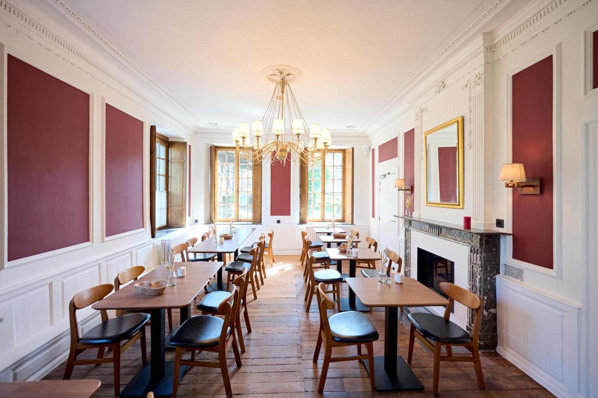 Hotel La Malle Poste Рошфор Екстериор снимка